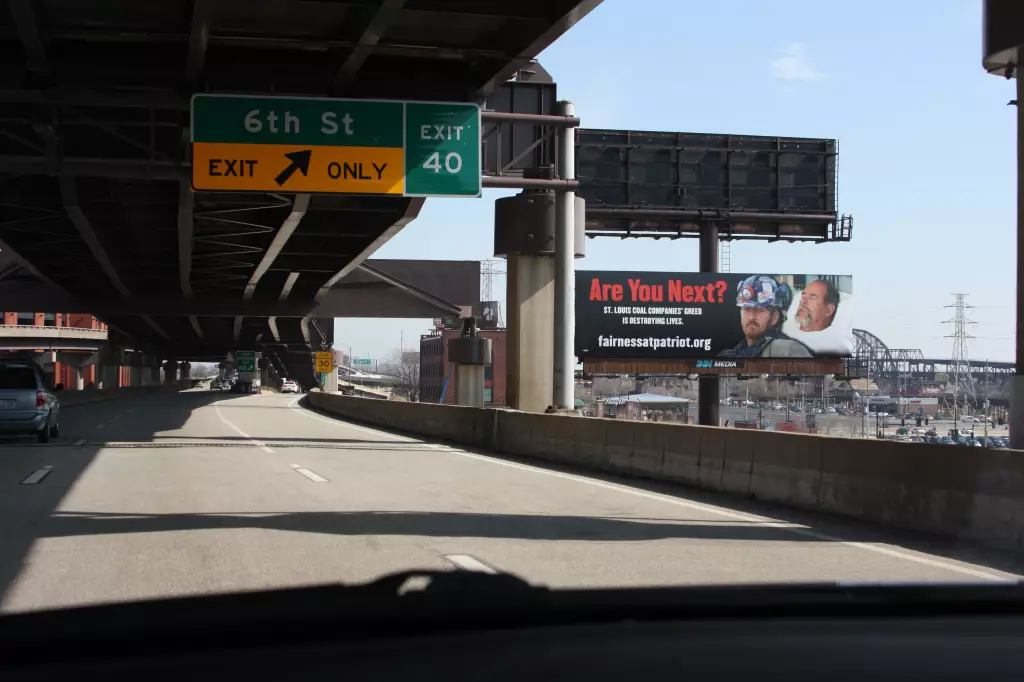 Hwy 40 1.2 mi E/O Jefferson Avenue SS, W/F