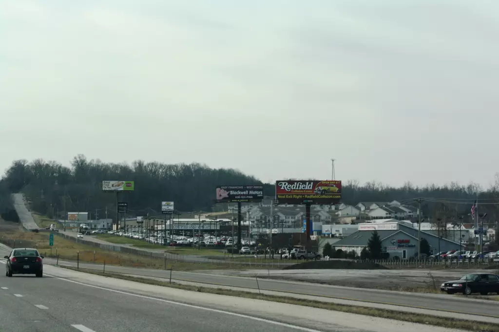 I-55 0.3 mi S/O Herculaneum, Missouri Exit WS, N/F