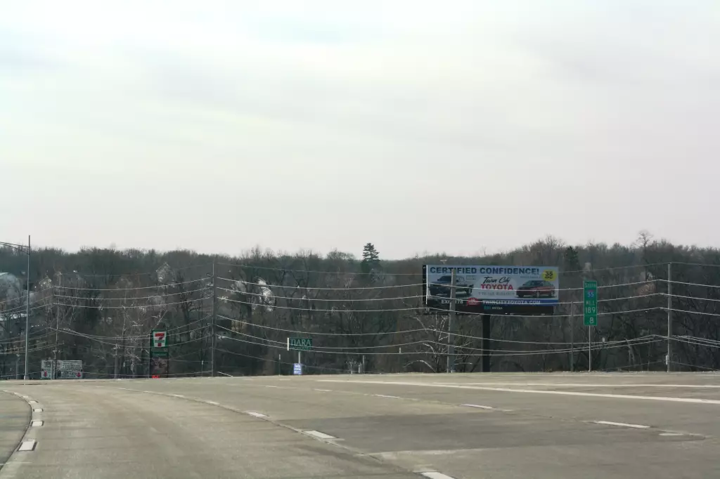 I-55 0.25 mi S/O Richardson Road WS, N/F