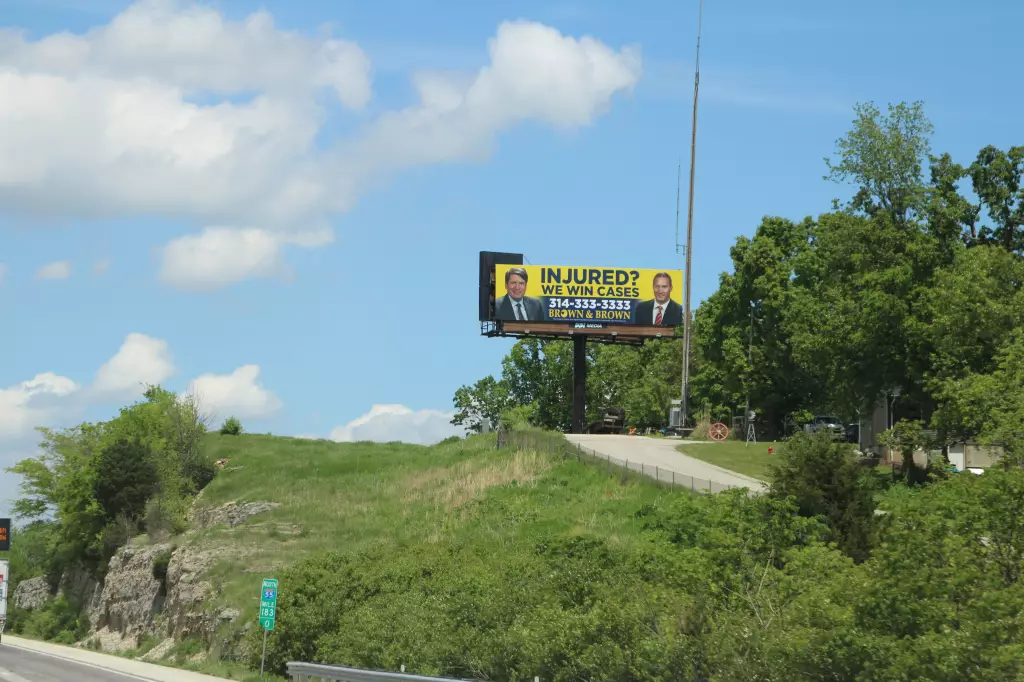 I-55 2 mi N/O Hwy Z ES, S/F