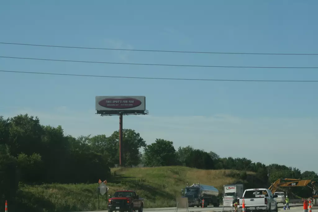 I-55 0.3 mi S/O Route M ES, N/F