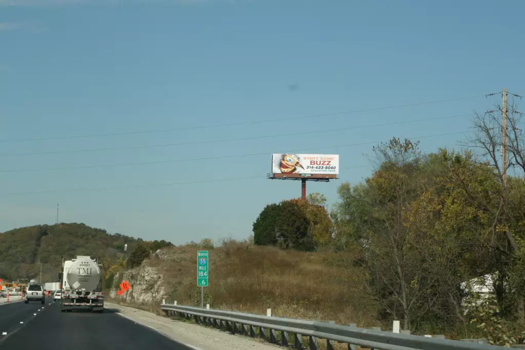 I-55 0.3 mi S/O Route M ES, S/F