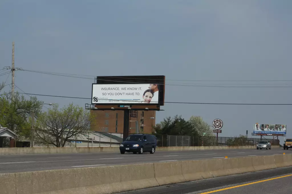 I-44 0.5 mi W/O Vandeventer Road NS, W/F