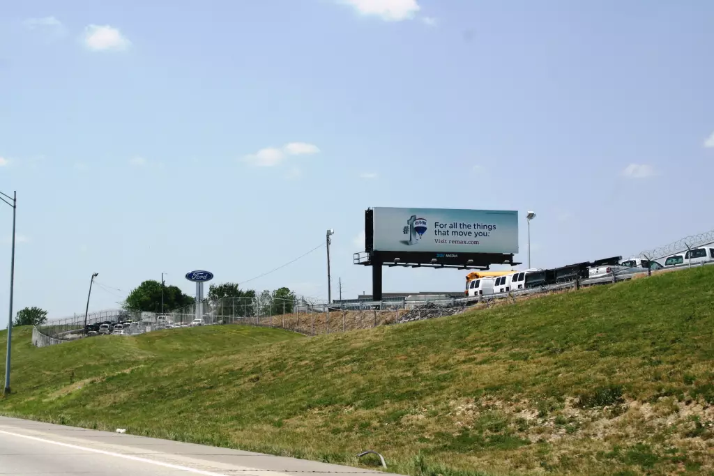 I-255 1.3 mi W/O Telegraph Road Overpass NS, E/F