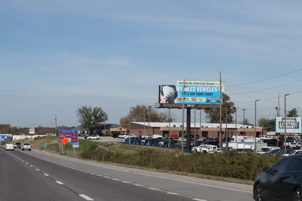 I-70 0.8 mi W/O Hwy 94, Exit #228 NS, E/F