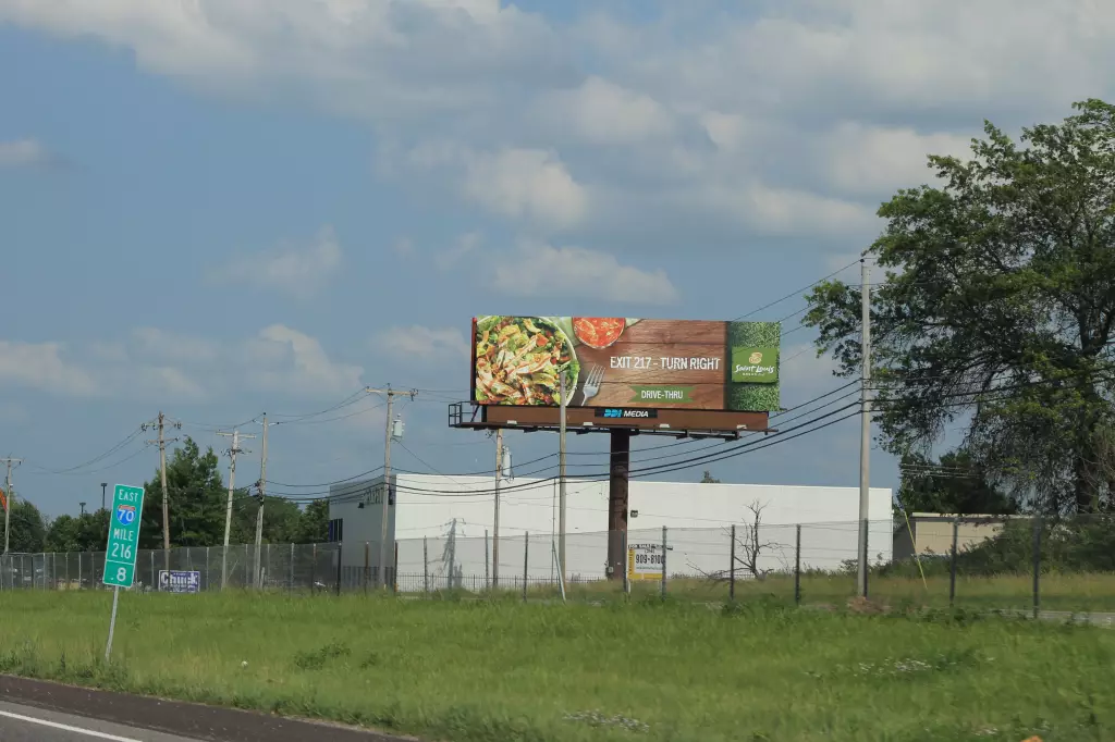 I-70 0.8 mi E/O Bryan Rd. SS, W/F