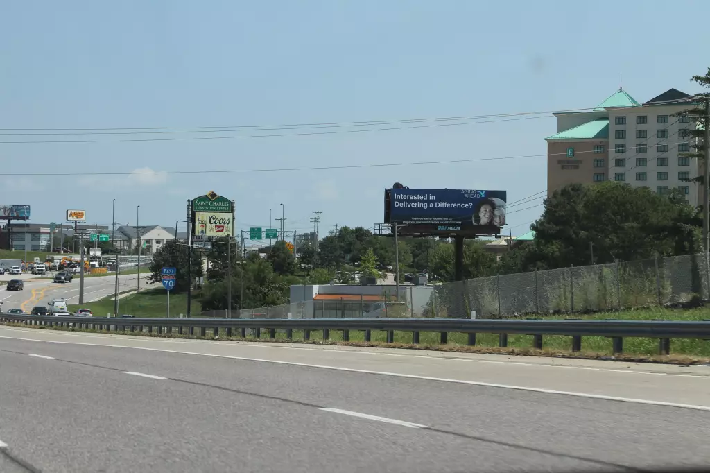 I-70 0.25 mi W/O 5th Street SS, W/F