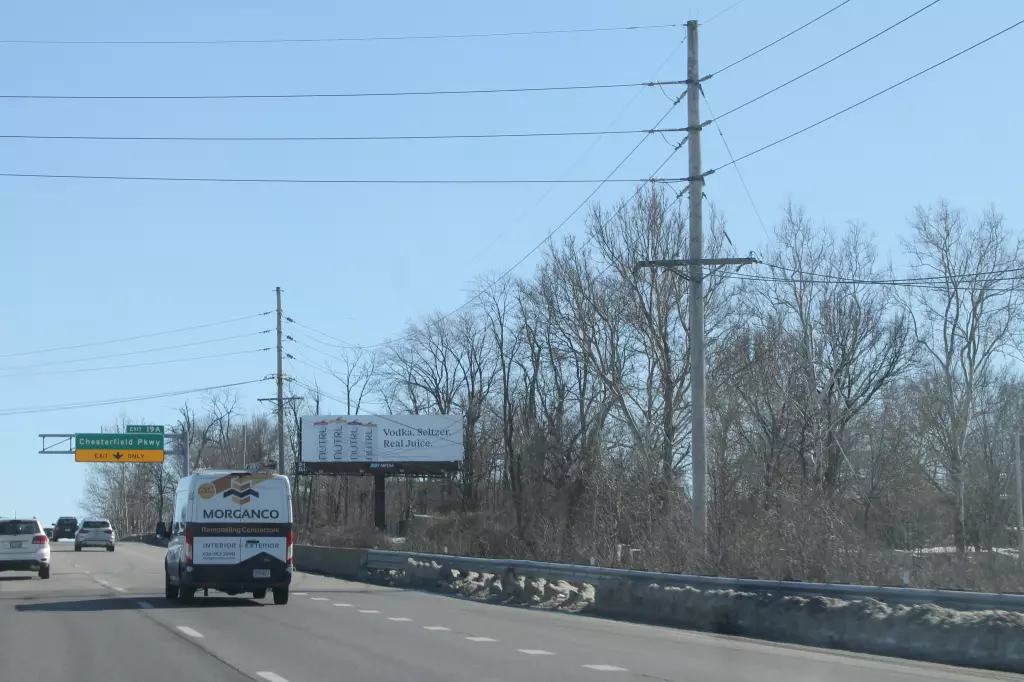 Hwy 40 1.5 mi W/O Clarkson Road SS, W/F