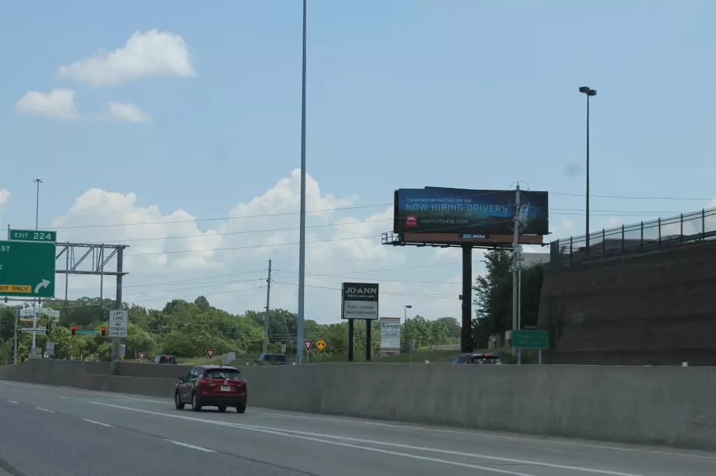 I-70 0.2 mi E/O Mid Rivers Mall Drive SS, W/F