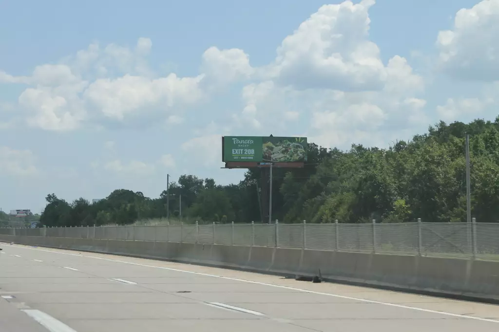 I-70 0.25 mi E/O Foristell Exit SS, W/F