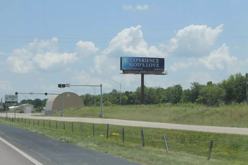 I-70 0.25 mi E/O Foristell exit SS, W/F