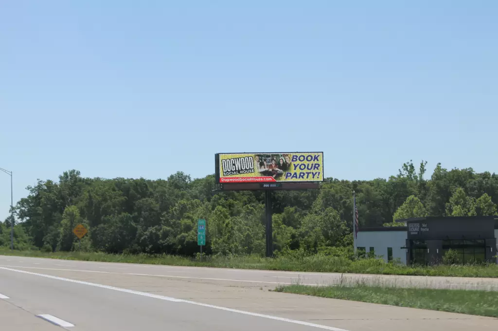 Hwy 40 0.33 mi S/O Winghaven Blvd. SS, W/F