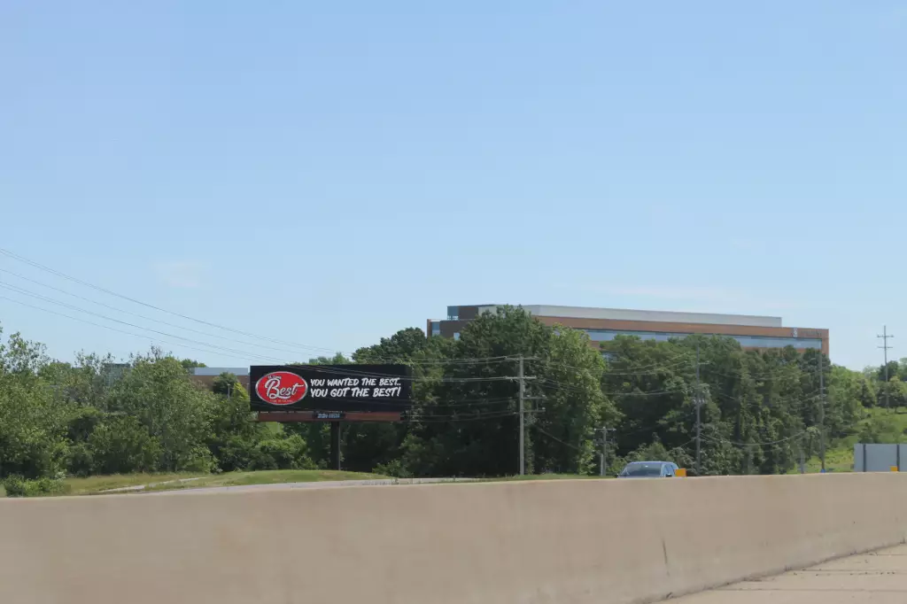 Hwy 40 1900 ft E/O Hwy 94 NS, W/F