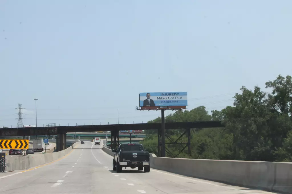 I-55/I-64 0.4 mi E/O Illinois/Missouri State Line SS, W/F