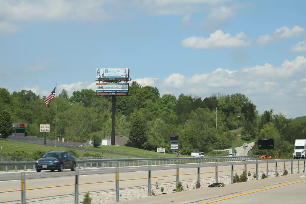 I-55 0.6 mi S/O Hwy M WS, S/F