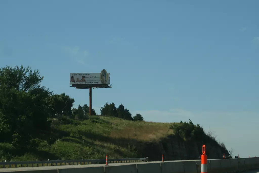 I-55 1 mi S/O Hwy M ES, N/F