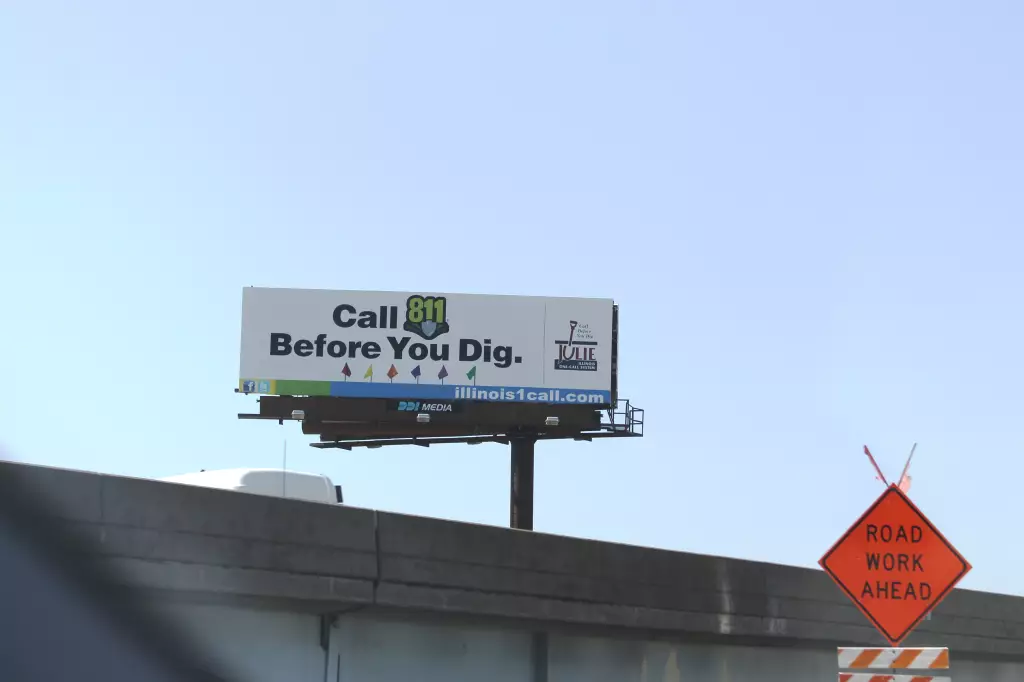 I-55/I-64 1.6 mi E/O Illinois/Missouri State Line SS, E/F