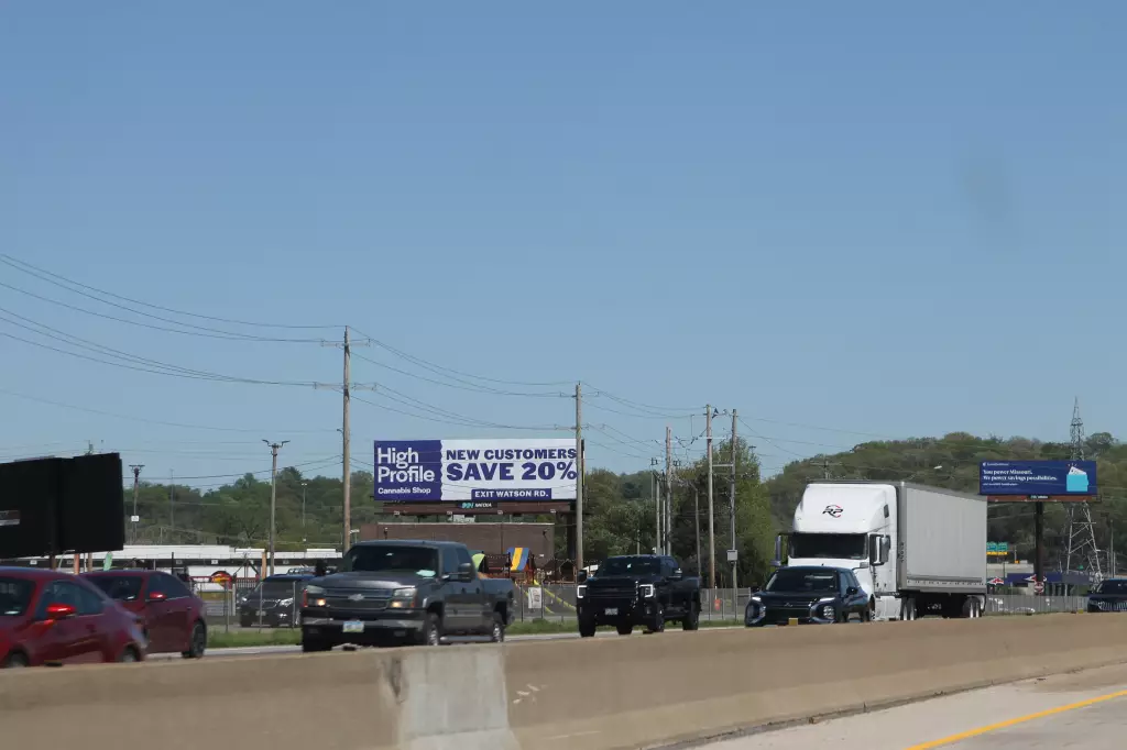 I-44 1 mi W/O I-270 NS, W/F
