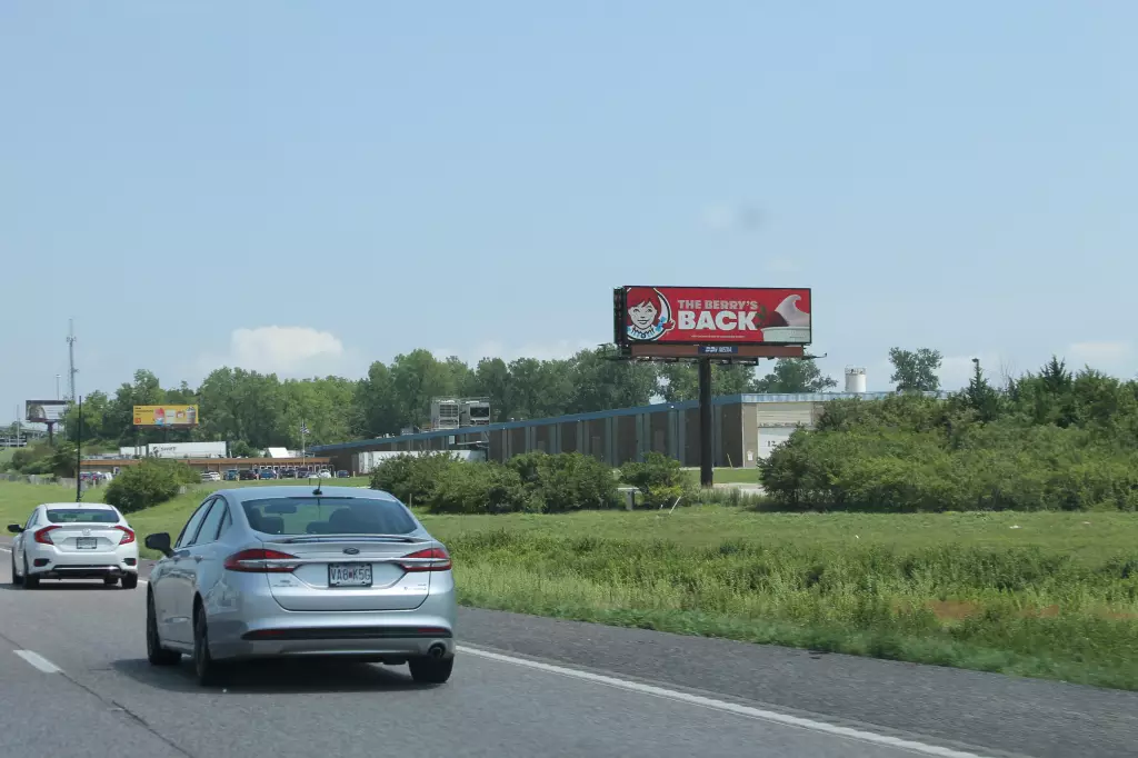 I-70 500 ft E/O Earth City Expressway SS, W/F