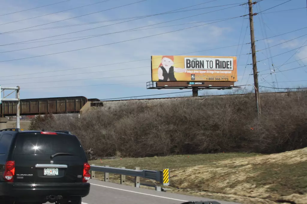 Lindbergh Blvd 0.15 mi S/O Page Avenue ES, S/F