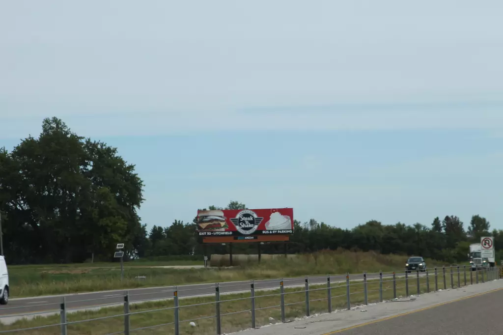 I-55 0.8 mi N/O Highway 143 WS, S/F