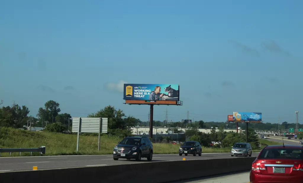 I-170 0.4 mi N/O Page Avenue ES, N/F