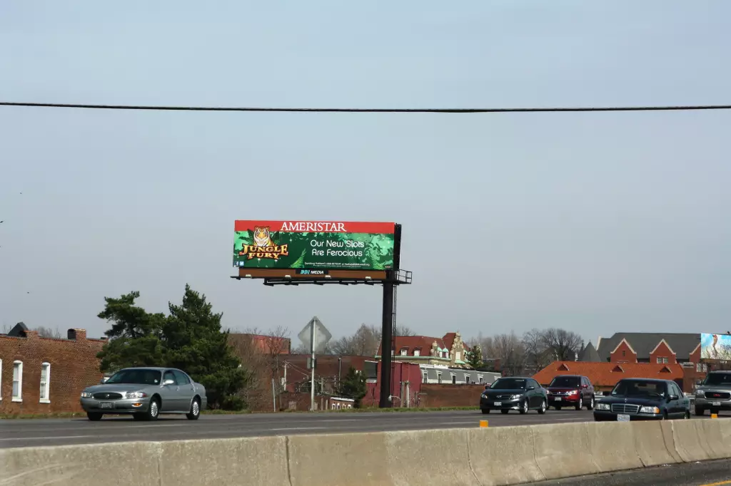 I-44 750 ft W/O Jefferson Ave. underpass NS, W/F