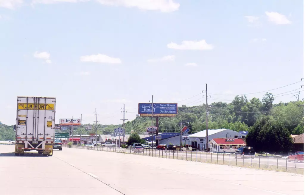 I-55 0.8 mi S/O Richardson Road WS, N/F