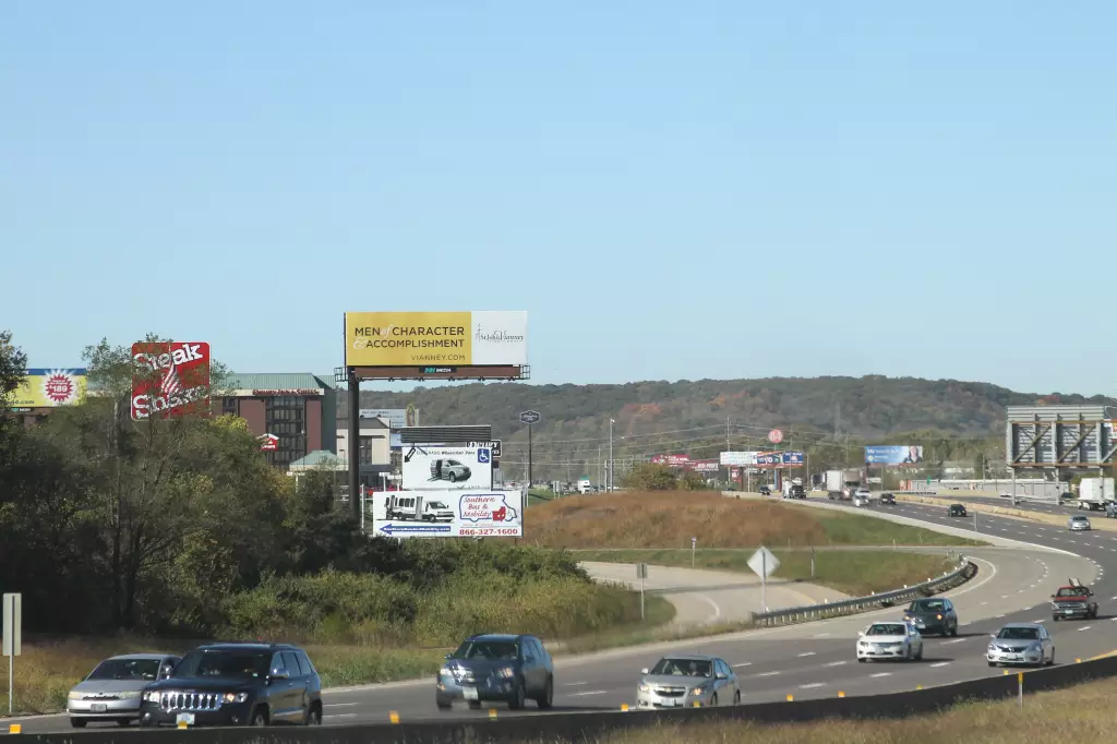 I-44 0.2 mi E/O Hwy 141 SS, E/F