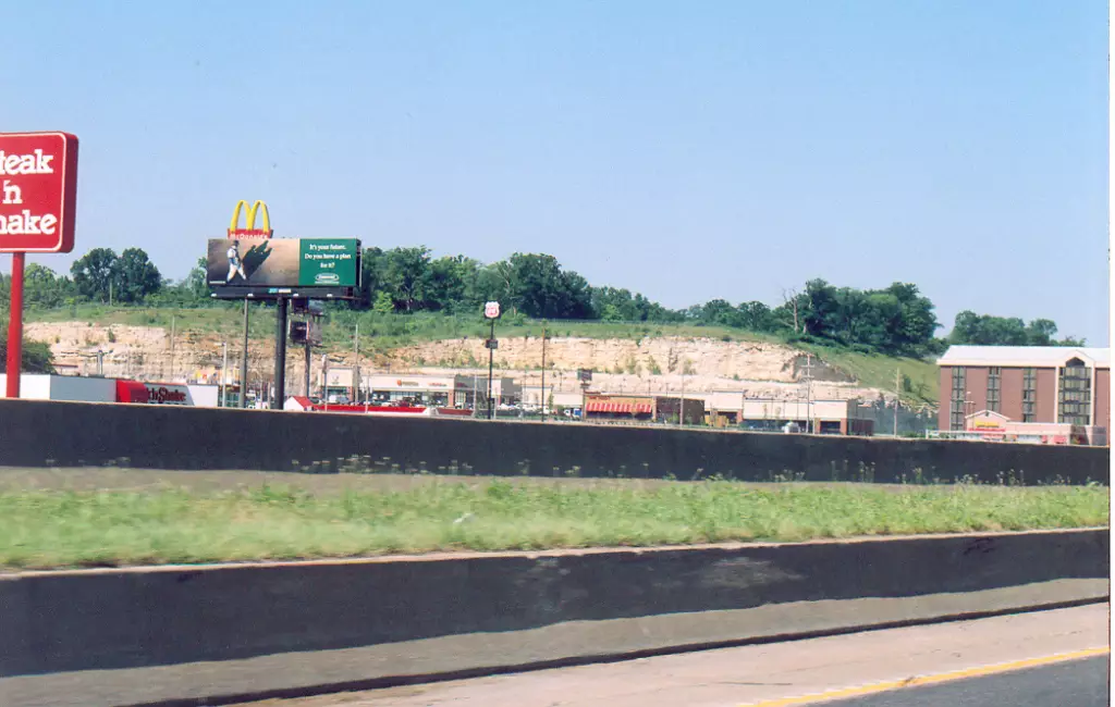 I-44 0.1 mi E/O Hwy 141 SS, E/F