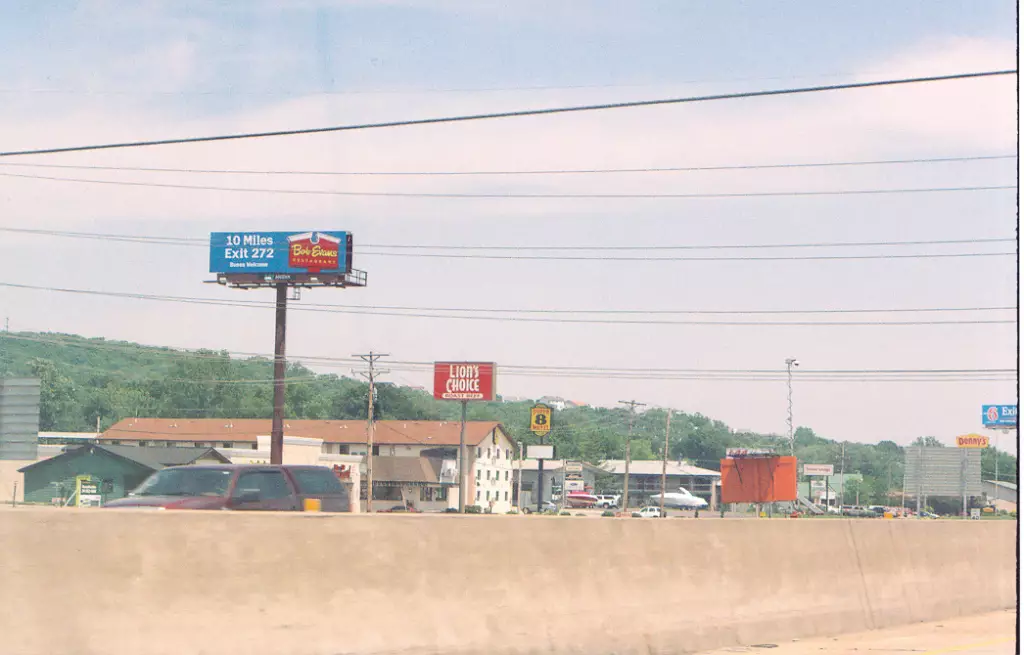 I-44 2.5 mi W/O Exit 264 NS, W/F