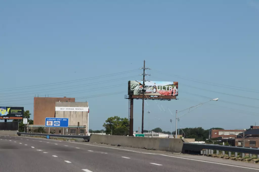 I-44 0.2 mi W/O Kingshighway/Vandeventer Exit NS, E/F