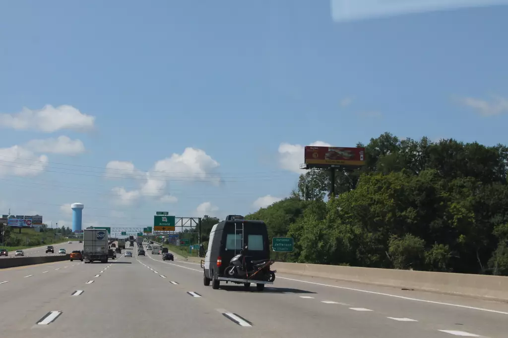 I-55 0.2 mi S/O Meramec River WS, N/F