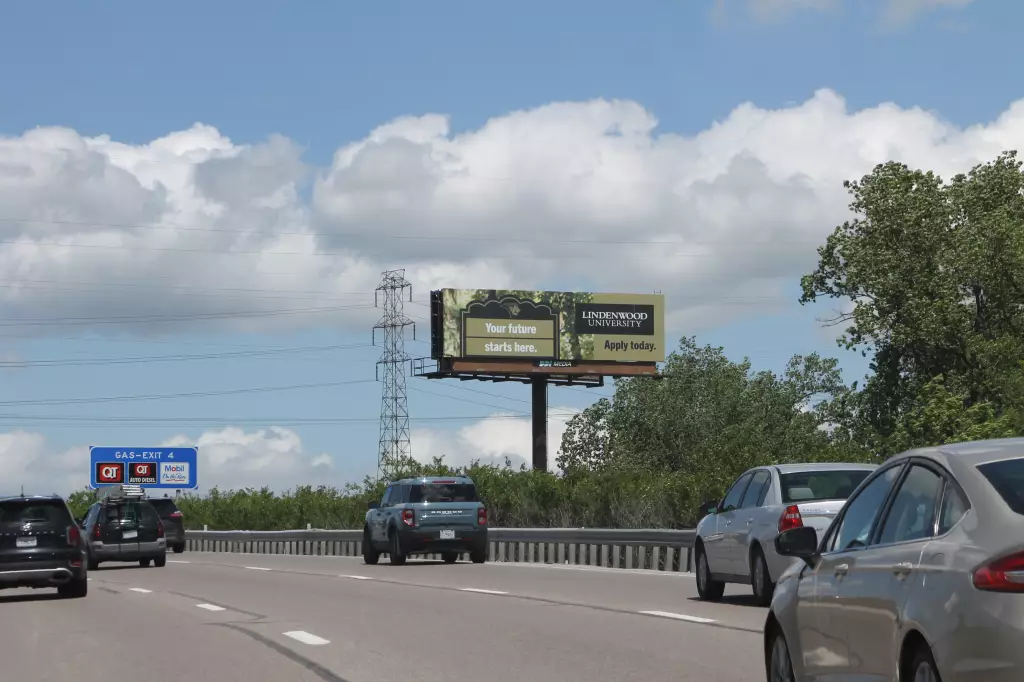 I-170 0.2 mi S/O Page Avenue ES, S/F