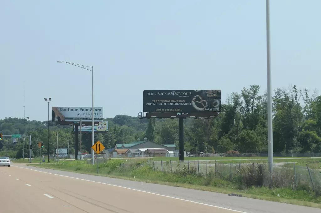 Route 15 0.7 mi E/O I-255 SS, W/F
