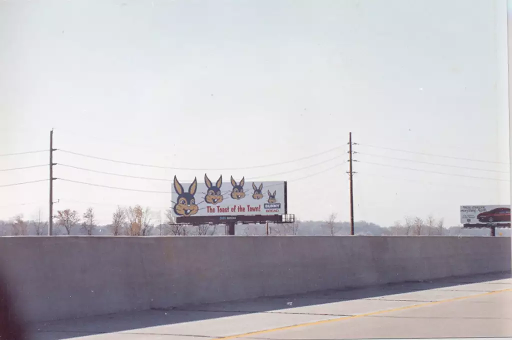 I-370 1 mi E/O Cave Springs/Truman Blvd SS, E/F
