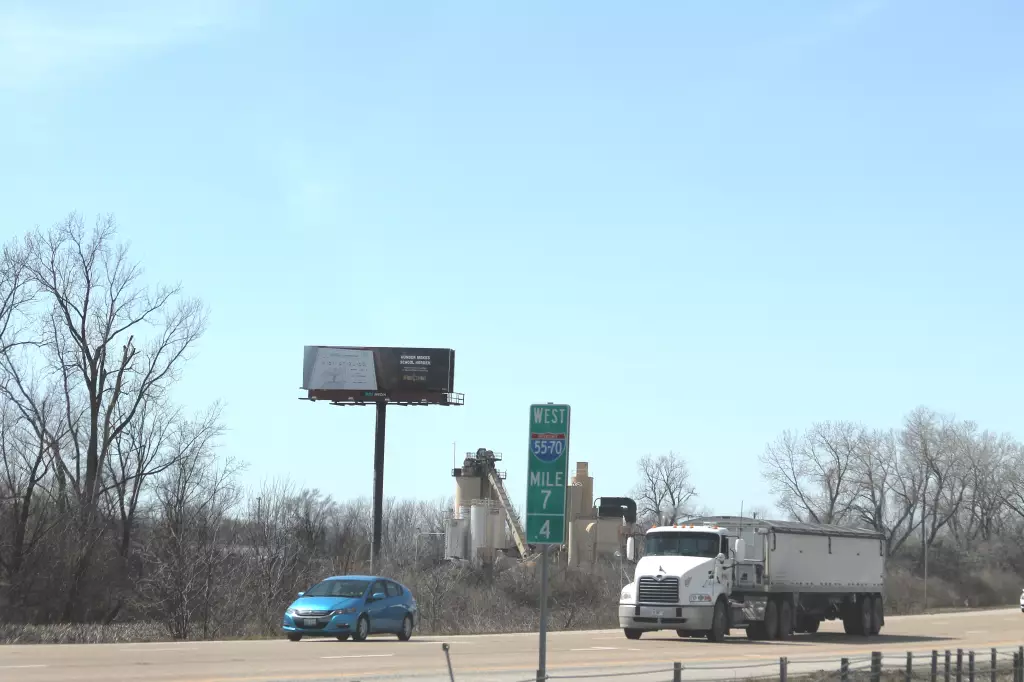 I-55/70 0.85 mi E/O Hwy 111 SS, E/F