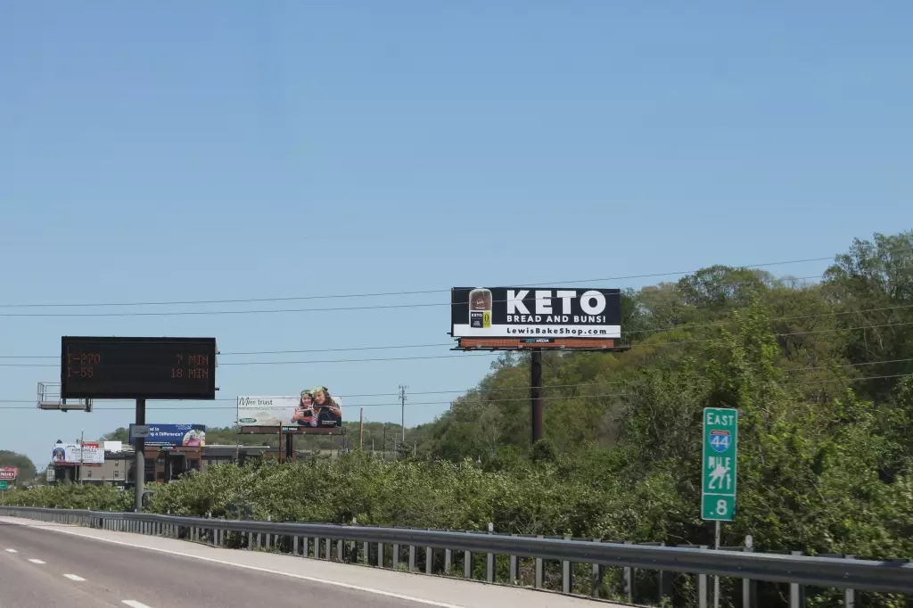 I-44 0.6 mi W/O Hwy 141 SS, W/F