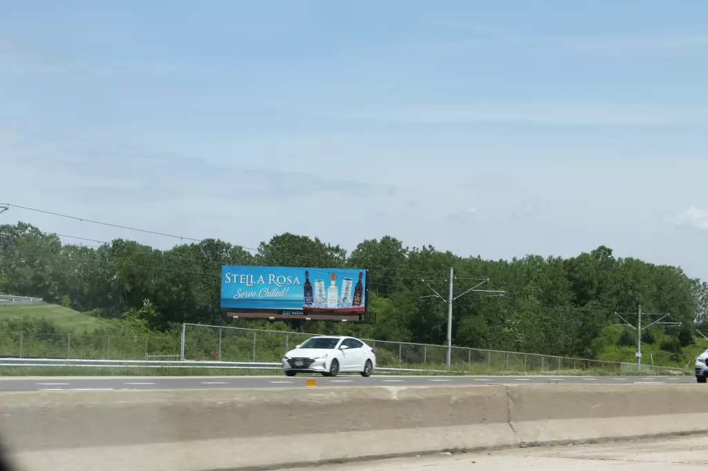 I-70 0.3 mi W/O I-170 NS, W/F