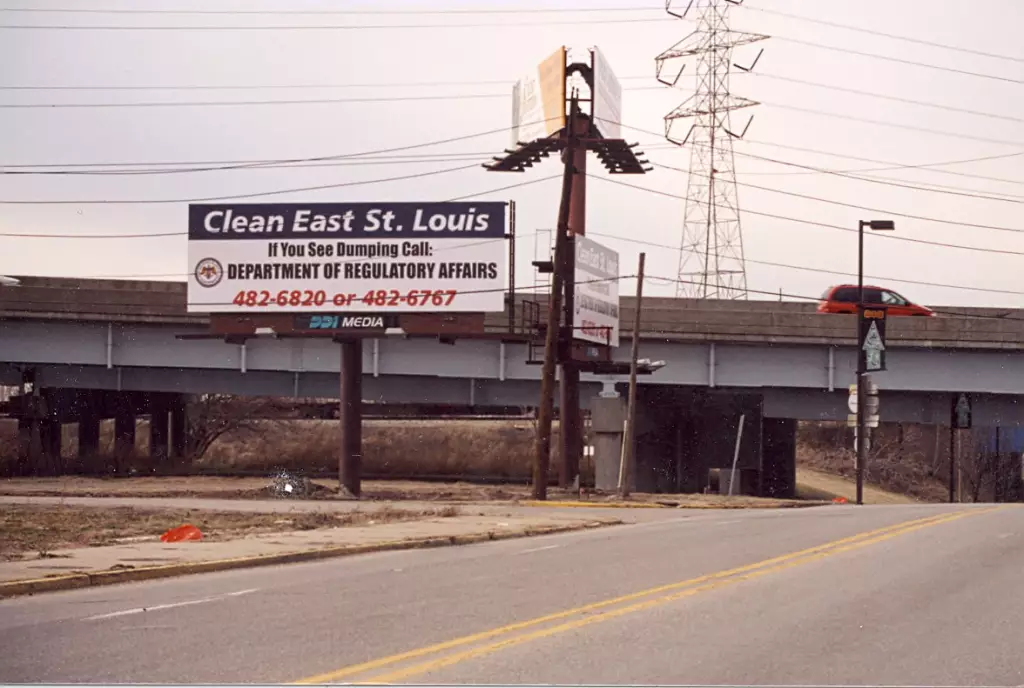 Riverpark Drive & Third Street NWC, S/F