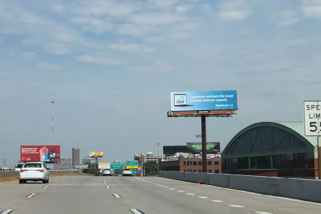 Hwy 40 1.5 mi W/O Missouri State Line NS, E/F