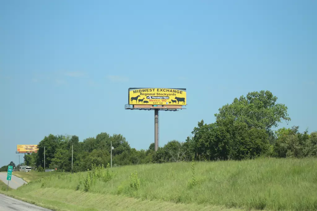 I-70 4.7 mi W/O Exit # 161 NS, E/F