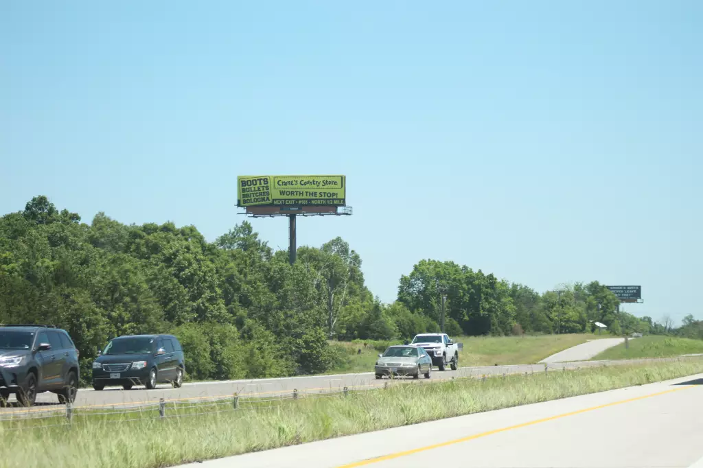 I-70 5 mi W/O Exit #161 NS, W/F