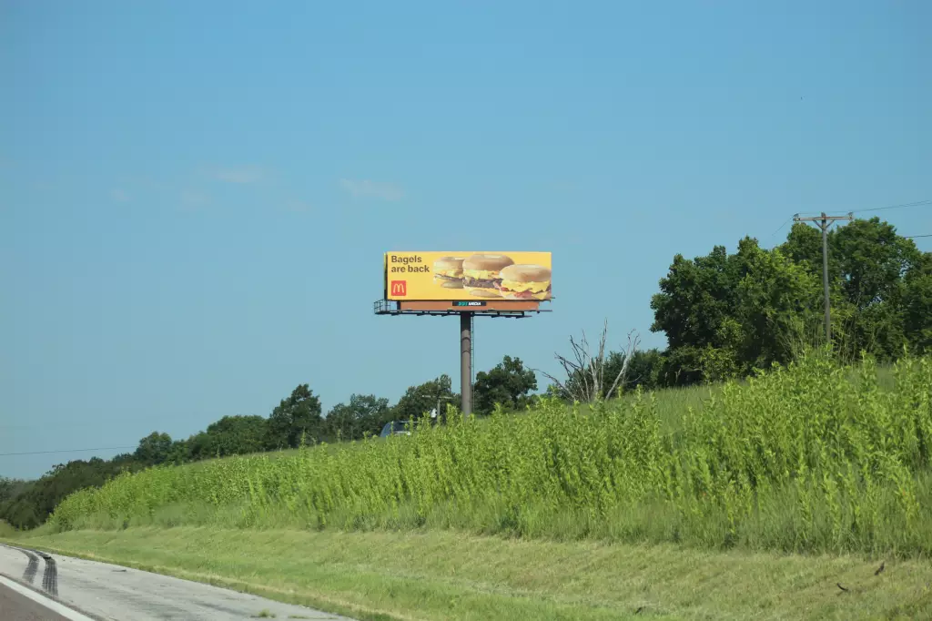 I-70 5 mi W/O Exit #161 NS, E/F