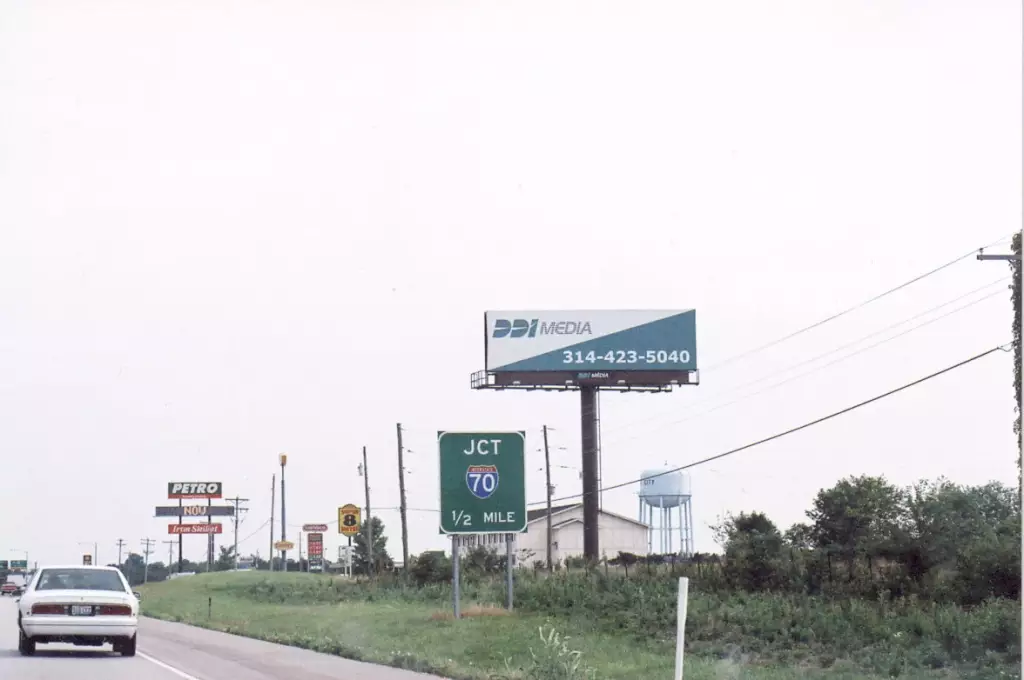 Hwy 54 0.25 mi S/O Janice Drive ES, S/F