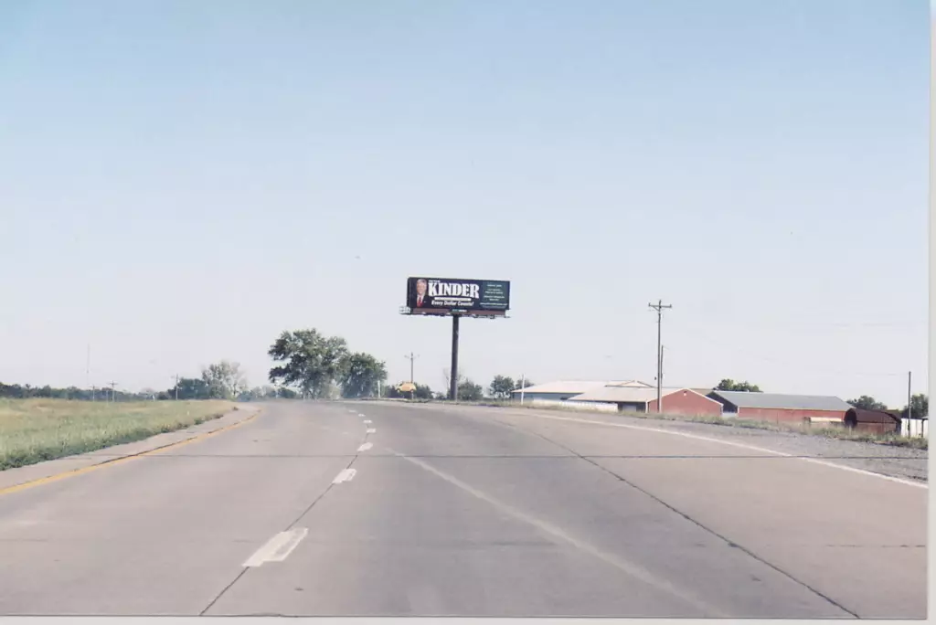 Hwy 61 0.5 mi S/O Hwy 19 WS, N/F