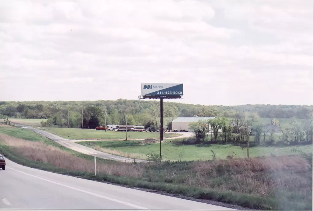 Hwy 61 0.8 mi N/O Junction U WS, N/F