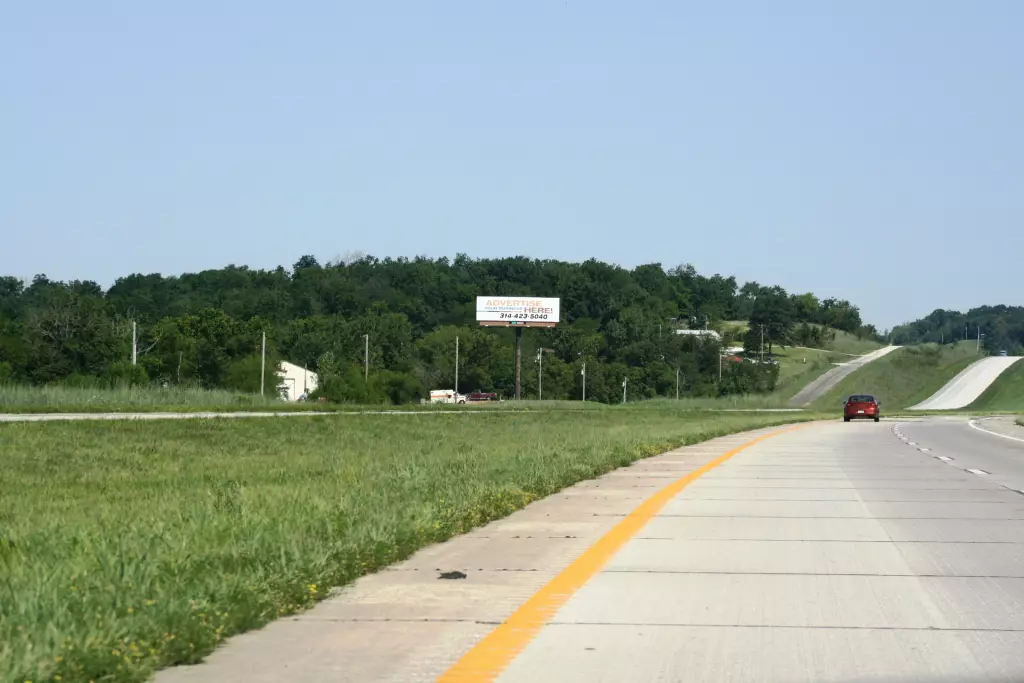 Hwy 61 0.8 mi N/O Junction U WS, S/F