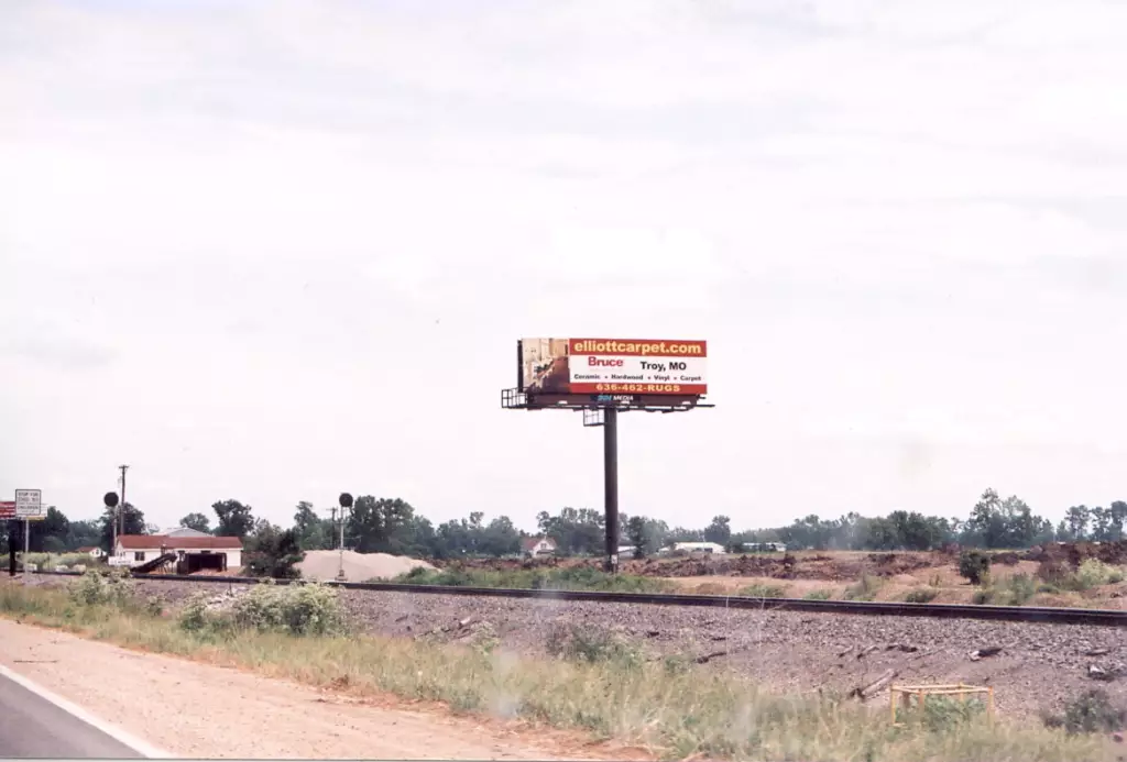Hwy 79 2.7 mi S/O Hwy. 47 ES, S/F