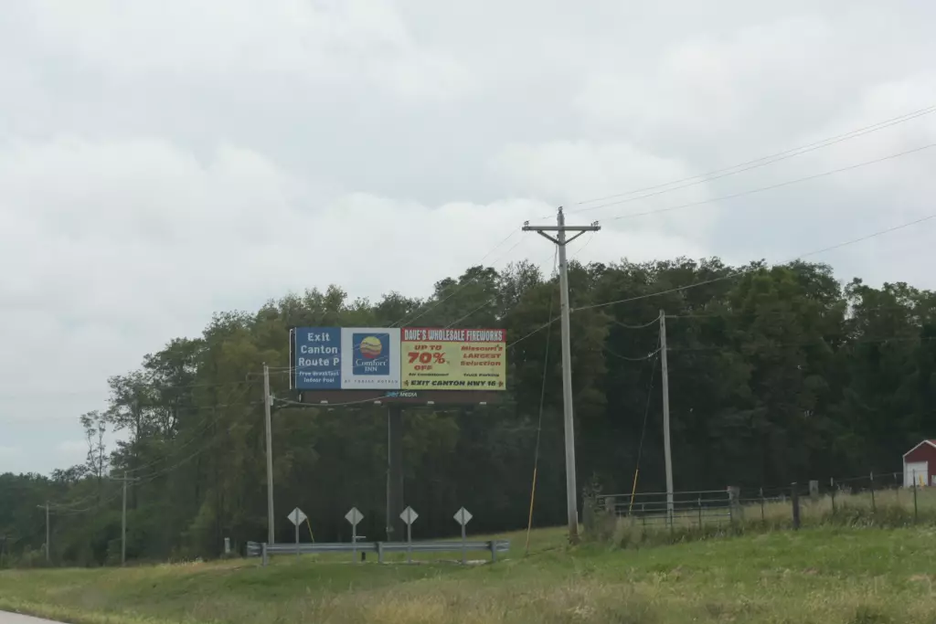 Hwy 61 0.5 mi N/O Hwy B WS, N/F